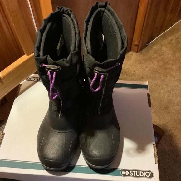 Boys snow boots size 6 NWOT - Picture 3 of 6